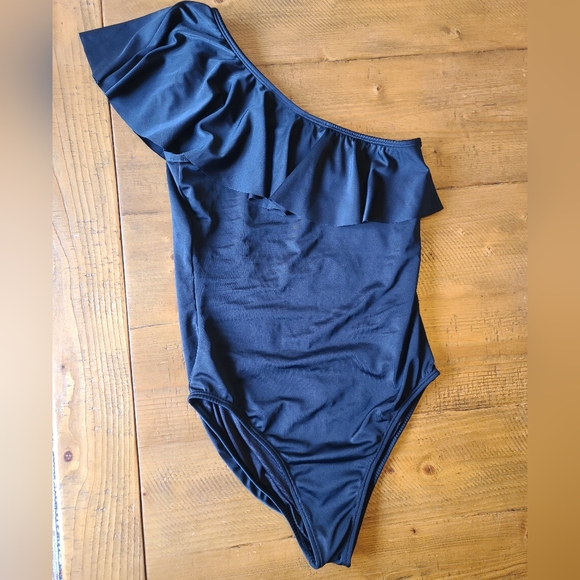 Loguin One piece, one shoulder ruffle black Bathing suit size S - Picture 3 of 8